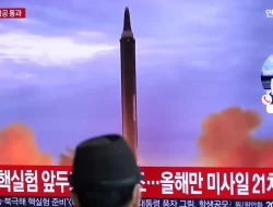 Korea Utara Tembakkan Misil Balistik Saat Kapal Induk AS Kembali ke Kawasan
