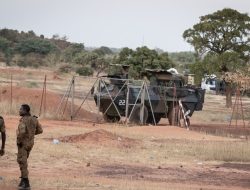 Prancis Setuju akan Segera Menarik Pasukan dari Burkina Faso