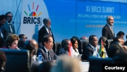 Dalam Pidatonya di KTT BRICS, Presiden Jokowi menyatakan negara-negara anggota BRICS bisa menjadi bagian penting untuk memperjuangkan keadilan pembangunan bagi seluruh negara di dunia. (Courtesy: Biro Setpres RI)